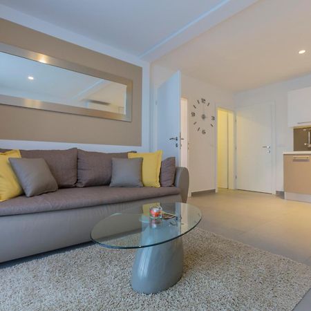 Lux Apartments Makarska Room photo