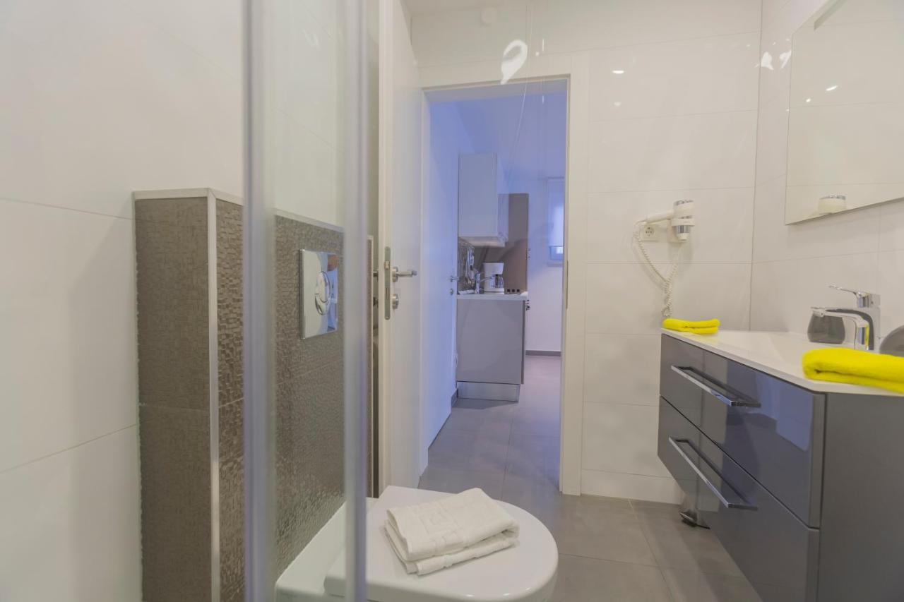 Lux Apartments Makarska Room photo