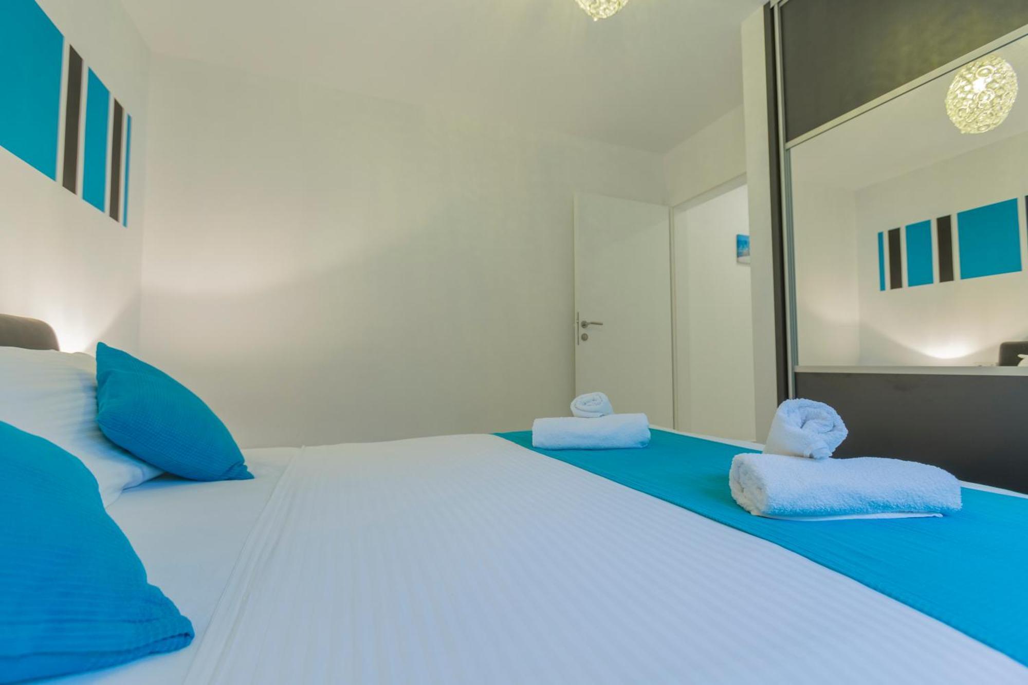 Lux Apartments Makarska Room photo