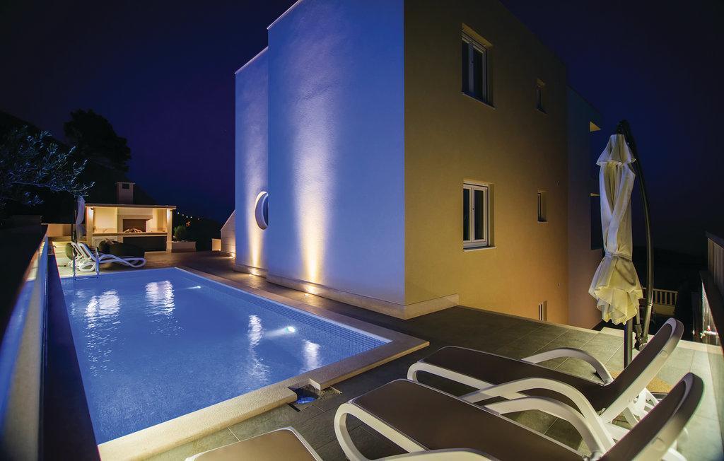 Lux Apartments Makarska Exterior photo