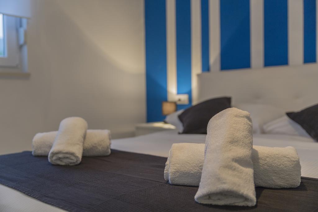 Lux Apartments Makarska Exterior photo