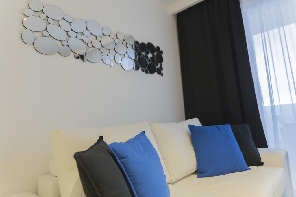 Lux Apartments Makarska Exterior photo