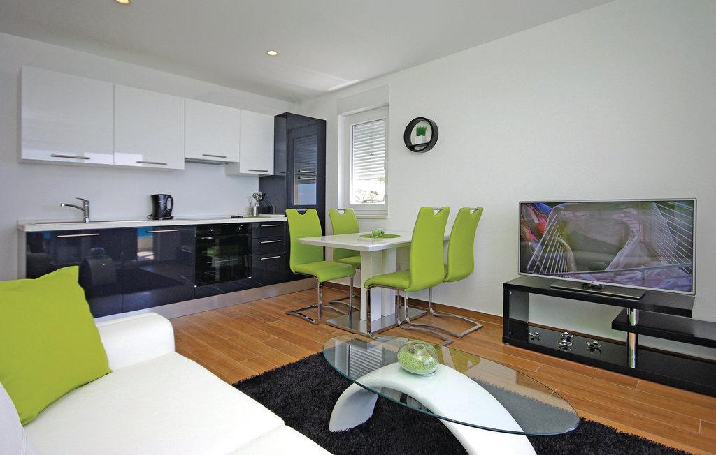 Lux Apartments Makarska Exterior photo